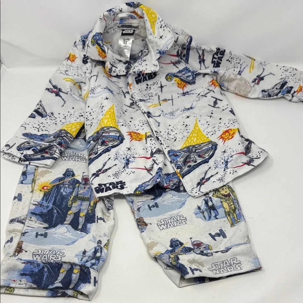 Pottery Barn Kids Star Wars Pajama Set - White and Blue size 2T